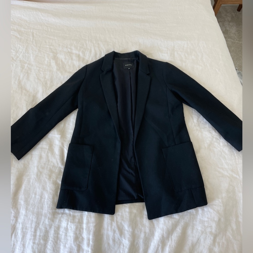 Aritzia Babaton Black Suit Jacket Blazer (Size 2)